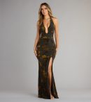The Martha Flocked Floral Velvet Mermaid Formal Dress is your new go-to Windsor dress—effortless, versatile, and made to update your fall style in seconds.