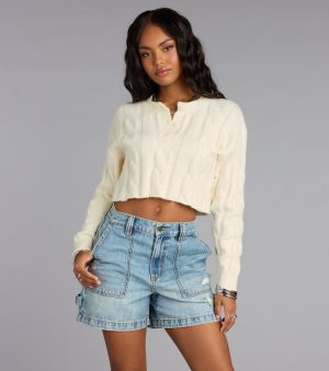 This piece brings trend-right energy to the Season Chill Cable Knit Crop Sweater, perfect for fall outfits that stand out.