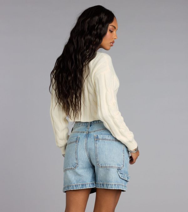 This piece brings trend-right energy to the Season Chill Cable Knit Crop Sweater, perfect for fall outfits that stand out.