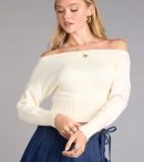 Trendy women’s tops in 0, like the Sunday Edit Off-The-Shoulder Sweater, bring effortless style for fall layering, lounging, or going out.