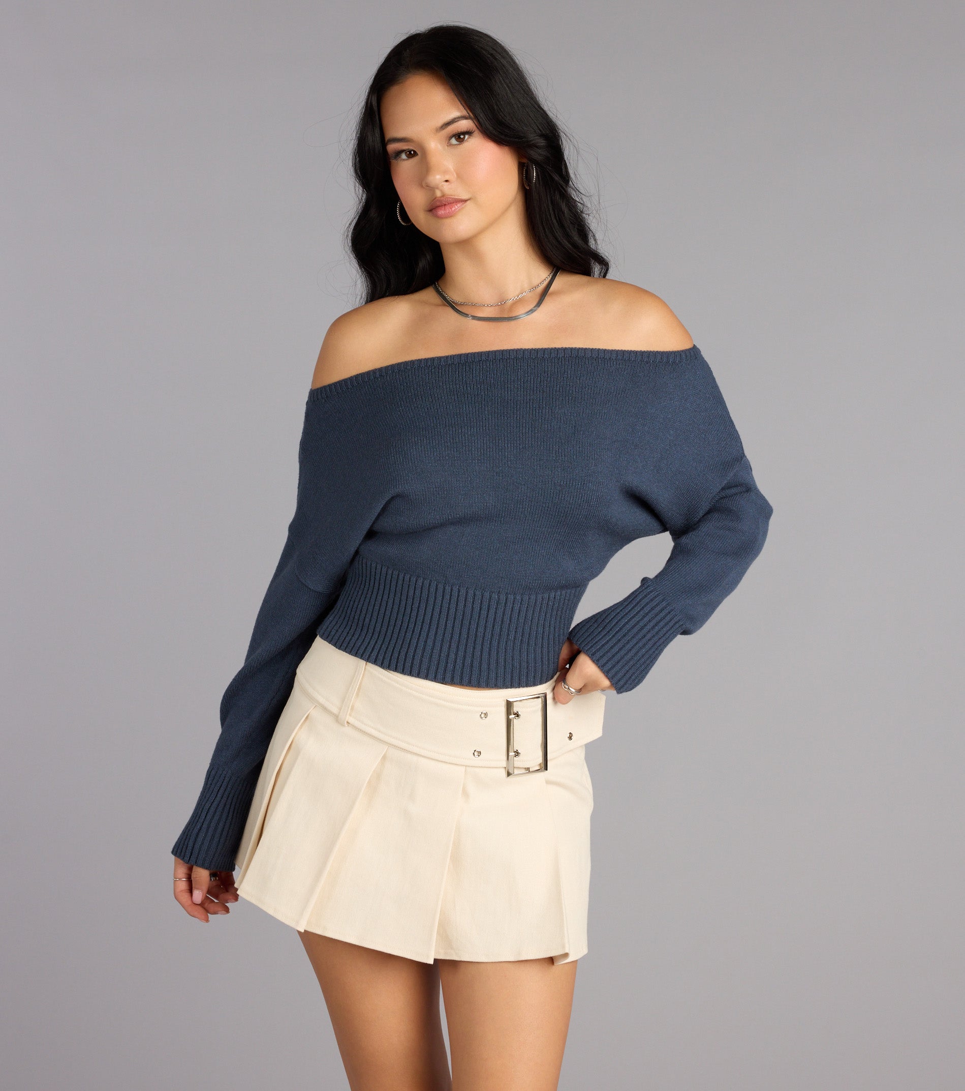 Trendy women’s tops in 0, like the Sunday Edit Off-The-Shoulder Sweater, bring effortless style for fall layering, lounging, or going out.