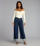 This piece brings trend-right energy to the Effortless Chic Knit Off-The-Shoulder Long Sleeve Bodysuit, perfect for fall outfits that stand out.