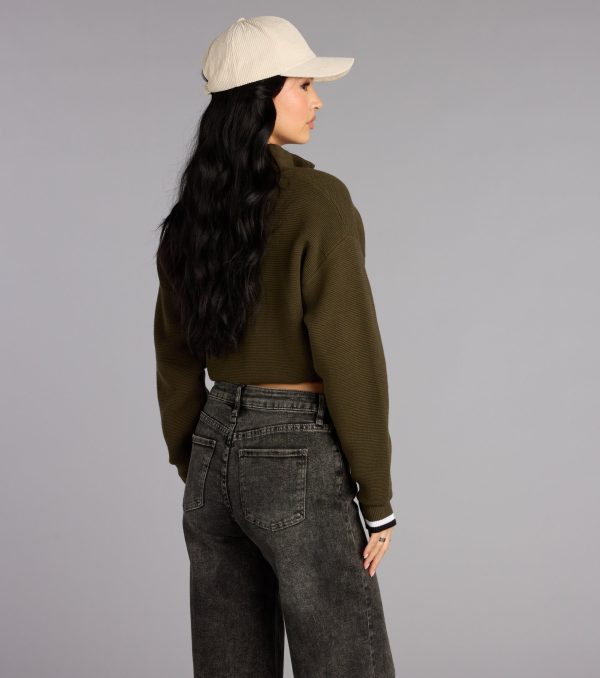 This piece brings trend-right energy to the Season Shift Mock Neck Crop Sweater, perfect for fall outfits that stand out.