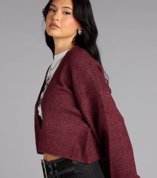 This piece brings trend-right energy to the Cozy Crush Oversized Knit Cardigan, perfect for fall outfits that stand out.