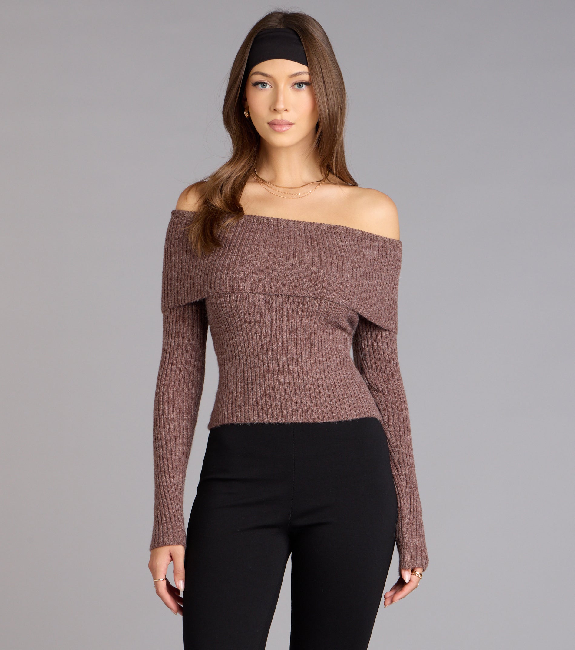 This piece brings trend-right energy to the Autumn Muse Off-The-Shoulder Sweater, perfect for fall outfits that stand out.
