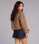 This brown piece brings trend-right energy to the City Check Houndstooth Plaid Crop Jacket, perfect for fall outfits that stand out.