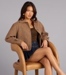 This brown piece brings trend-right energy to the City Check Houndstooth Plaid Crop Jacket, perfect for fall outfits that stand out.