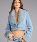 This light blue piece brings trend-right energy to the Ice Queen Removable Faux Fur Denim Jacket, perfect for fall outfits that stand out.