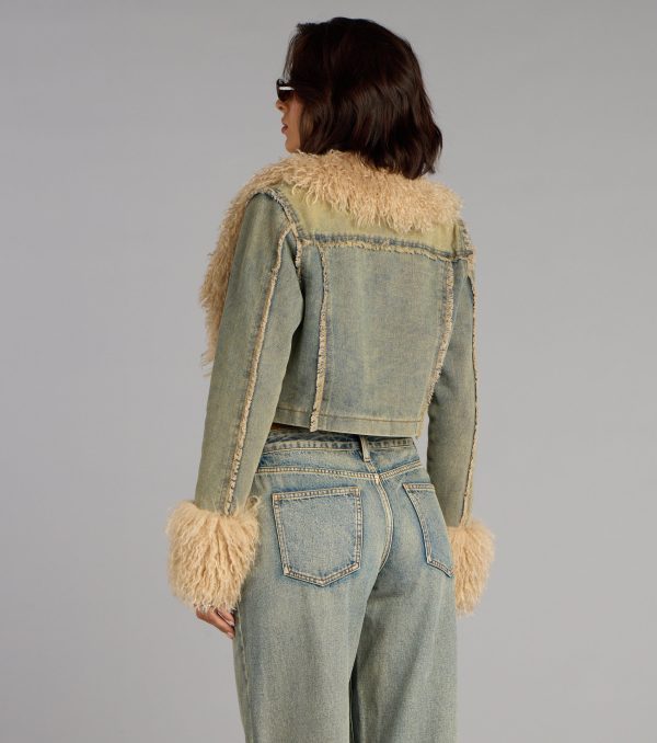 This piece brings trend-right energy to the Scene Stealer Faux Fur Crop Denim Jacket, perfect for fall outfits that stand out.