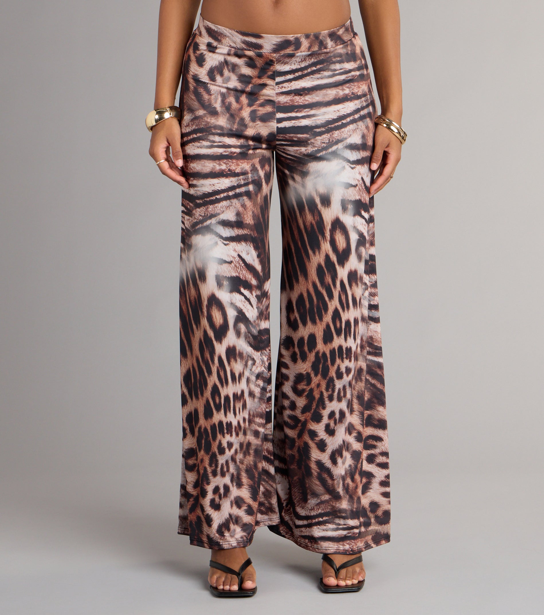 Make a fall statement in the Wild Side Leopard Wide-Leg Pants, a closet must-have among fall bottoms for women.
