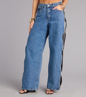 This medium denim wash piece brings trend-right energy to the Street Circuit High-Rise Wide Leg Denim Jeans, perfect for fall outfits that stand out.
